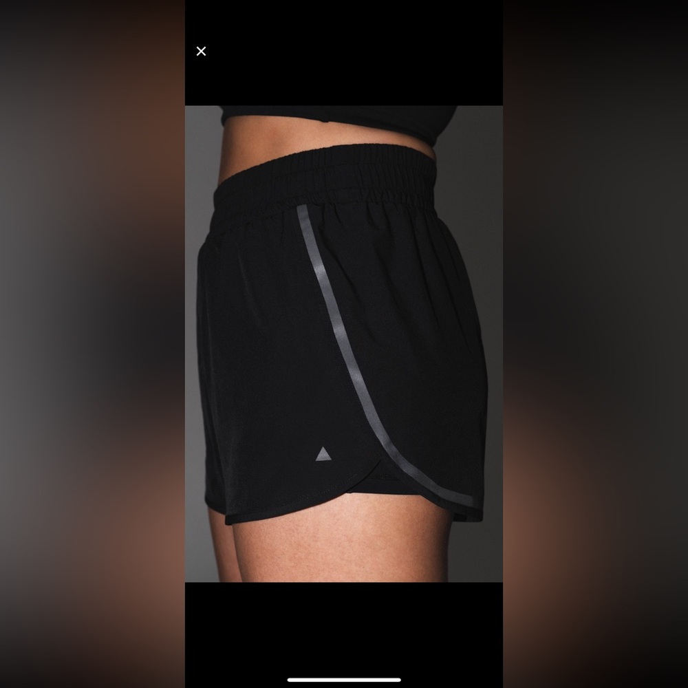 Vitality Breeze Run Short V1 Fit - Midnight XS BRAND NEW WITH TAGS